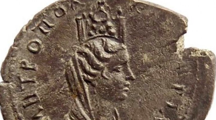 Archeologové objevili v Gruzii poklad římských mincí